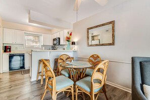 Dining - Recently Remodeled Condo w/Private Deck, Shared Outdoor Pool, Central AC, WiFi (Fort Morgan)