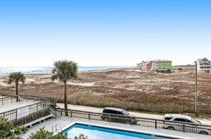 Pool - Recently Remodeled Condo w/Private Deck, Shared Outdoor Pool, Central AC, WiFi (Fort Morgan)
