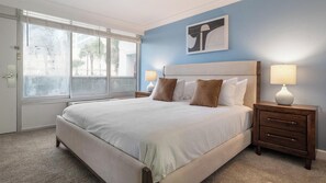 1 bedroom, desk, iron/ironing board, WiFi - Landing | Stylish 1BD, Gym, Clubhouse (Kissimmee)