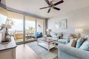 TV, DVD player - Gulf View Condo w Balcony & Resort Pool Tennis Sauna Gym (Gulf Shores)