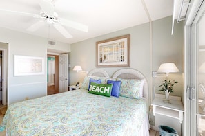2 bedrooms, WiFi, bed sheets - Condo with Gulf-facing balcony, shared pool, hot tub, gym (Fort Morgan)