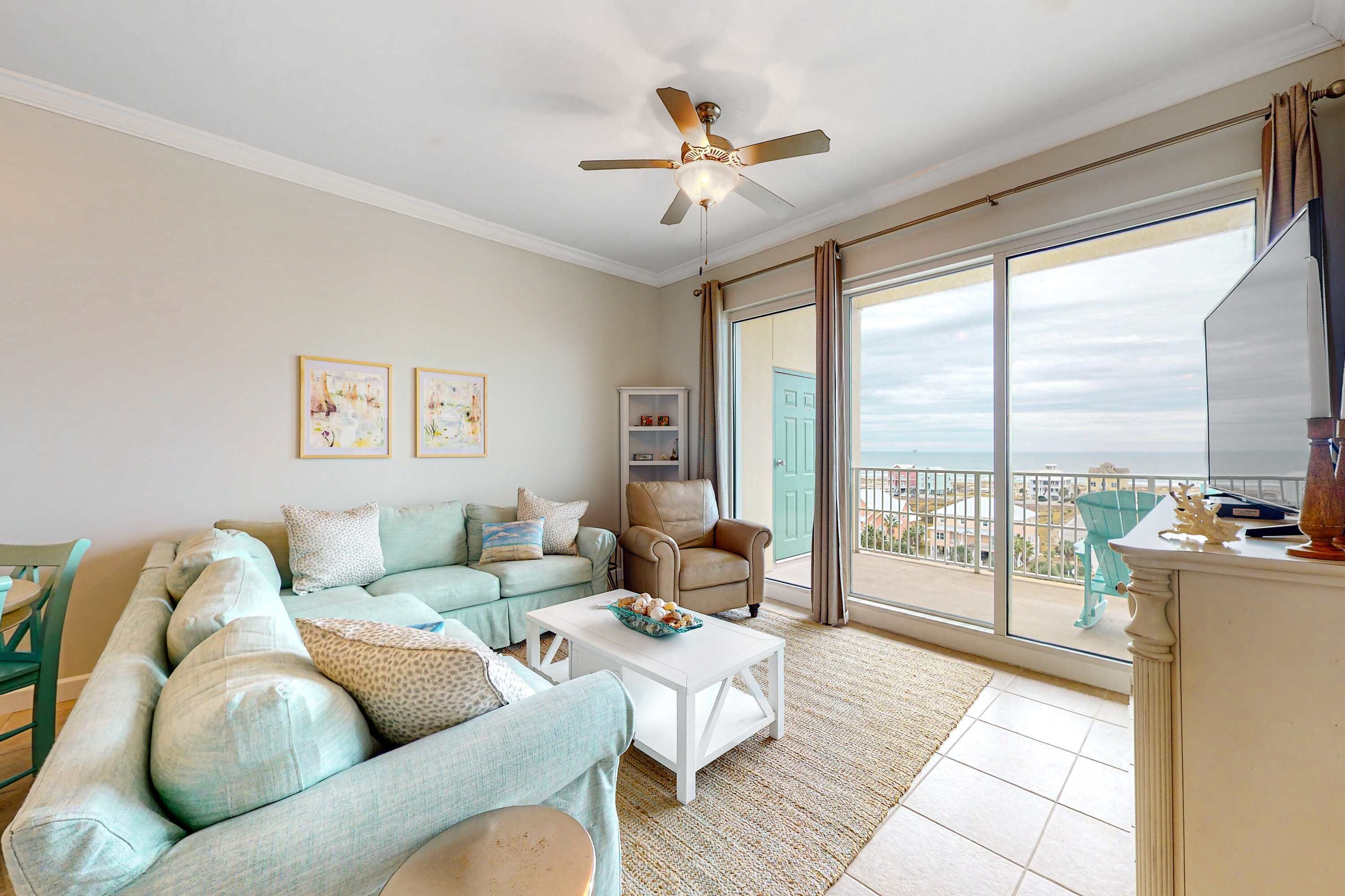 Televisión y oficina 