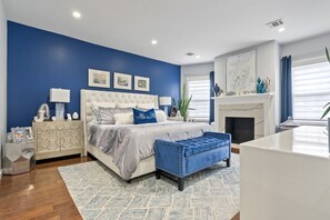 5 bedrooms, WiFi, bed sheets - Large 6‑Bedroom Home Minutes From MetLife — World Cup 2026 Ready! (City of Orange)