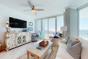 TV, DVD player, offices - Gulf-front condo with hot tub, sauna, indoor pool & beach access - near dining (Gulf Shores)