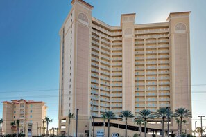 Exterior - Beachfront condo w spacious layout, swim-through outdoor indoor pool & hot tub (Gulf Shores)