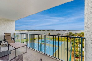 Property grounds - Bright Condo w Lagoon View & Shared Pools, Hot Tub, Tennis, & Beach Access (Gulf Shores)