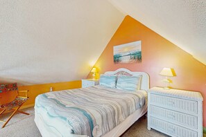 Internet, bed sheets - Cozy resort condo near the beach with hot tub & pool (Fort Morgan)