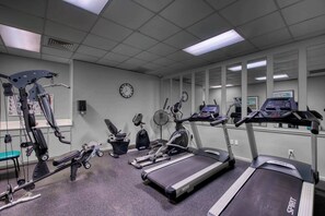 Fitness facility - Cozy resort condo near the beach with hot tub & pool (Fort Morgan)