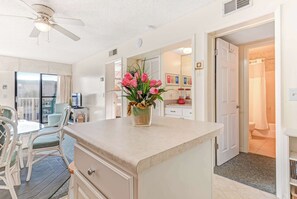 Interior - Inviting waterfront condo with shared pools & beach access (Fort Morgan)