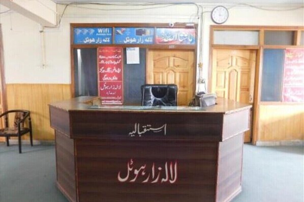 Deluxe Double Room - New Lala Zar Guest House (Abbottabad)