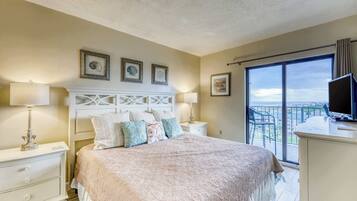 2 bedrooms, internet, bed sheets