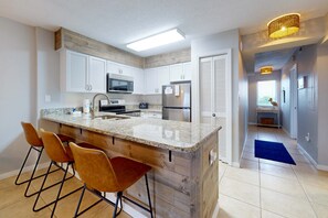 Fridge, microwave, oven, stovetop - Waterfront condo with shared pool & hot tub - walk to dining & beach (Fort Morgan)