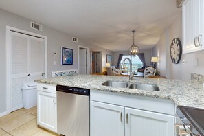 Interior - Waterfront condo with shared pool & hot tub - walk to dining & beach (Fort Morgan)