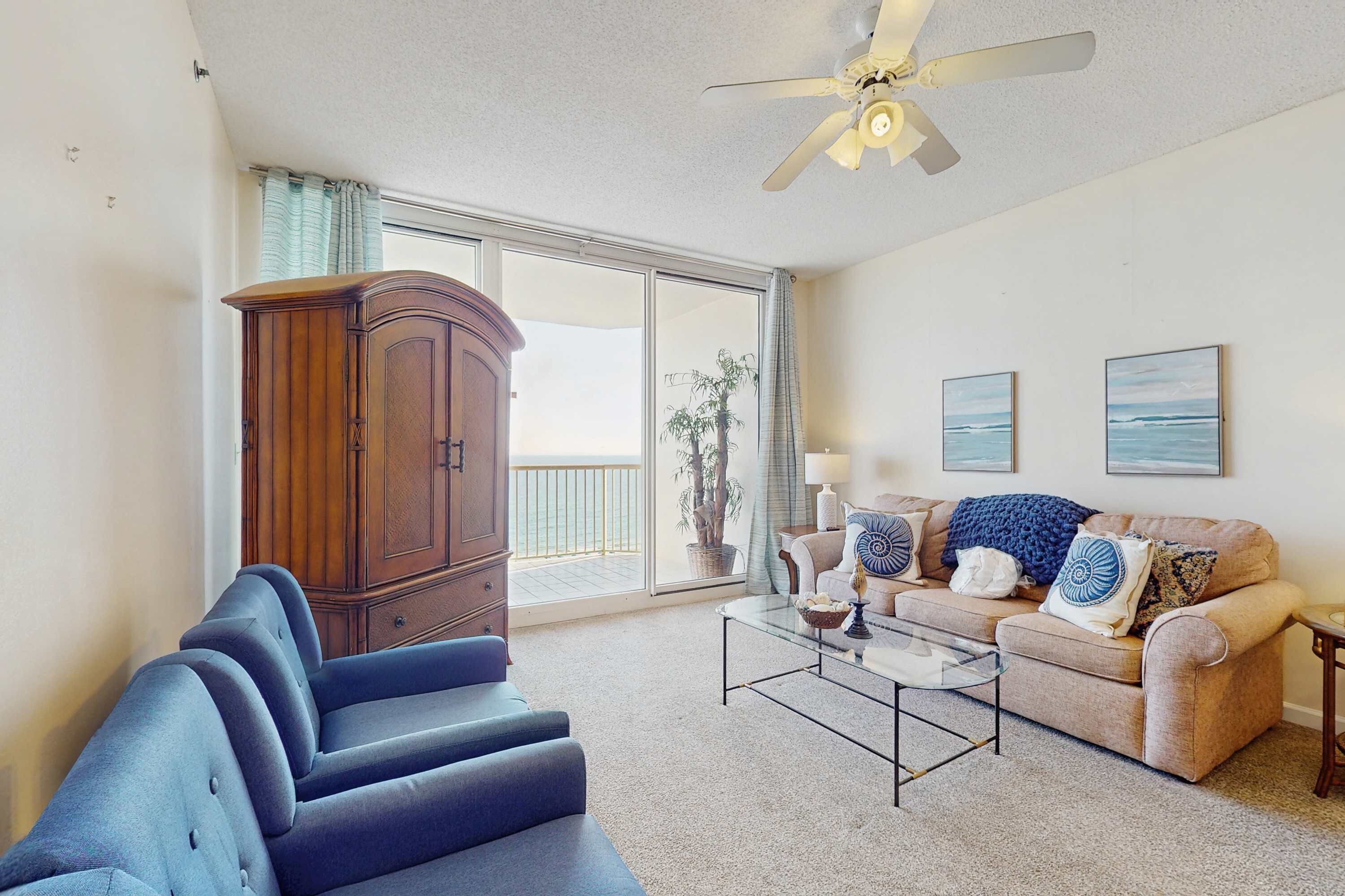 テレビ、DVD プレーヤー