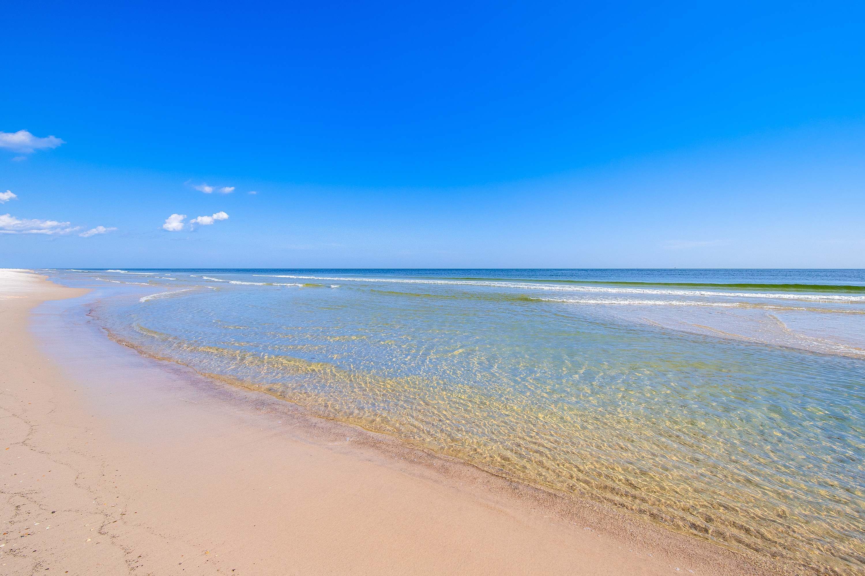 Una spiaggia nelle vicinanze