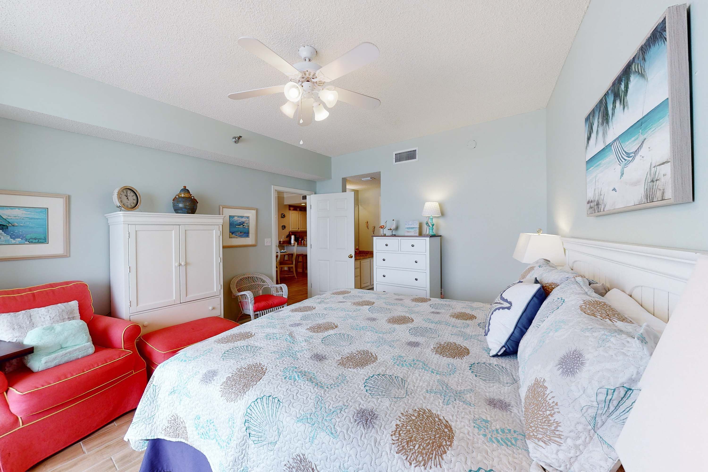 3 habitaciones, cuna de viaje, wifi y ropa de cama 