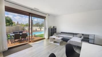 Televisión, videojuegos, reproductor de DVD