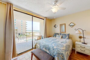 2 bedrooms, iron/ironing board, WiFi, bed sheets - Beachfront condo with balcony overlooking Gulf of Mexico & resort pool (Gulf Shores)