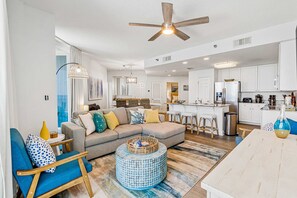 TV, DVD player - Well decorated Gulf-front condo with pool/hot tub access (Gulf Shores)