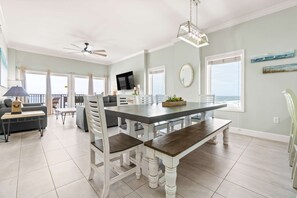 Dining - Gulf-front condo with balcony overlooking beach, pool, new furniture, & W&D (Gulf Shores)