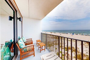 Property grounds - Gulf-front condo with balcony, pool, central AC, & grill (Gulf Shores)