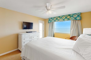 2 bedrooms, Internet, bed sheets - Beachfront Condo with Shared Outdoor Pool, Central AC, Private Balcony, Views, WiFi (Gulf Shores)