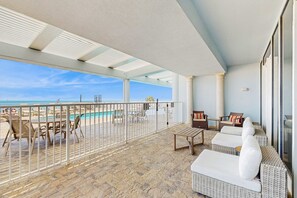 Terrace/patio - Gulf-Front Condo with Shared Outdoor Pool, Private Balcony, Great Views, Central AC (Gulf Shores)