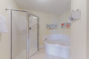 Douche, serviettes fournies