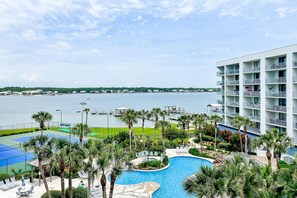 Pool - Completely renovated gulf view condo with pool, hot tub, tennis, and pickleball (Gulf Shores)