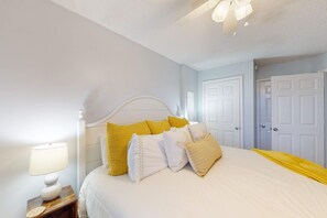 1 bedroom, iron/ironing board, WiFi, bed sheets - 3rd-floor beachfront condo with pool, sauna, gym, hot tub, Gulf views, balcony (Gulf Shores)