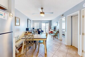 TV - Beachfront condo with 2 pools, Gulf views, hot tub, & cozy balcony (Gulf Shores)