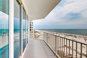 Property grounds - Gulf-view condo with direct beach access, indoor/outdoor pools, hot tub, sauna (Gulf Shores)