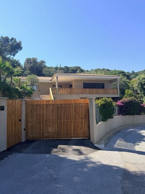 Exterior - Villa and pool Pacha Prestige (Roquebrune-sur-Argens)