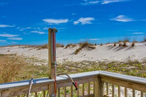 Property grounds - Gulf-Front Condo w/Great Views, Balcony, Shared Hot Tub, Pool, Gym, Sauna, A/C (Gulf Shores)