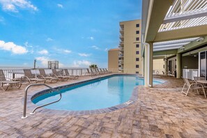 Pool - Charming Ocean View Condo with Private Balcony, AC, Shared Outdoor Pool, Free WiFi (Gulf Shores)