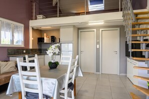 Interior - Holiday Home 'Gîte Cigogne' with Mountain View and Wi-Fi (Munwiller)