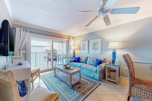 TV, DVD player, offices - Cheerful beach stay with heated pool, balcony, gulf views, W&D, & central AC (Gulf Shores)