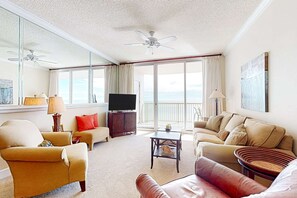 TV - Gulf-front 10th-floor condo with beach views, sauna, gym, volleyball, pools, AC (Gulf Shores)