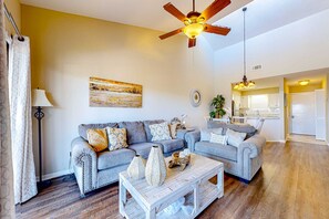 TV, offices - Spacious & sun-filled Gulfside condo with pool, balcony, AC, & lovely views (Gulf Shores)