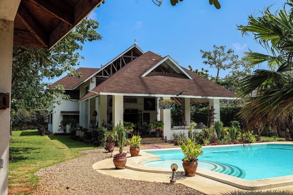 Nicht klassifiziertes Bild, 1 von 29, Schaltfläche