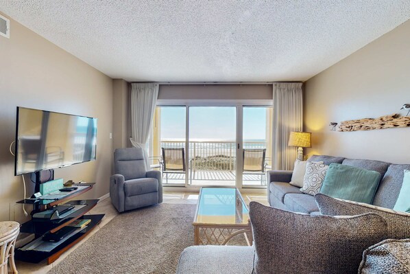 TV, offices - 2nd-floor beachfront condo with Gulf views, balcony, outdoor pool, W/D, elevator (Gulf Shores)