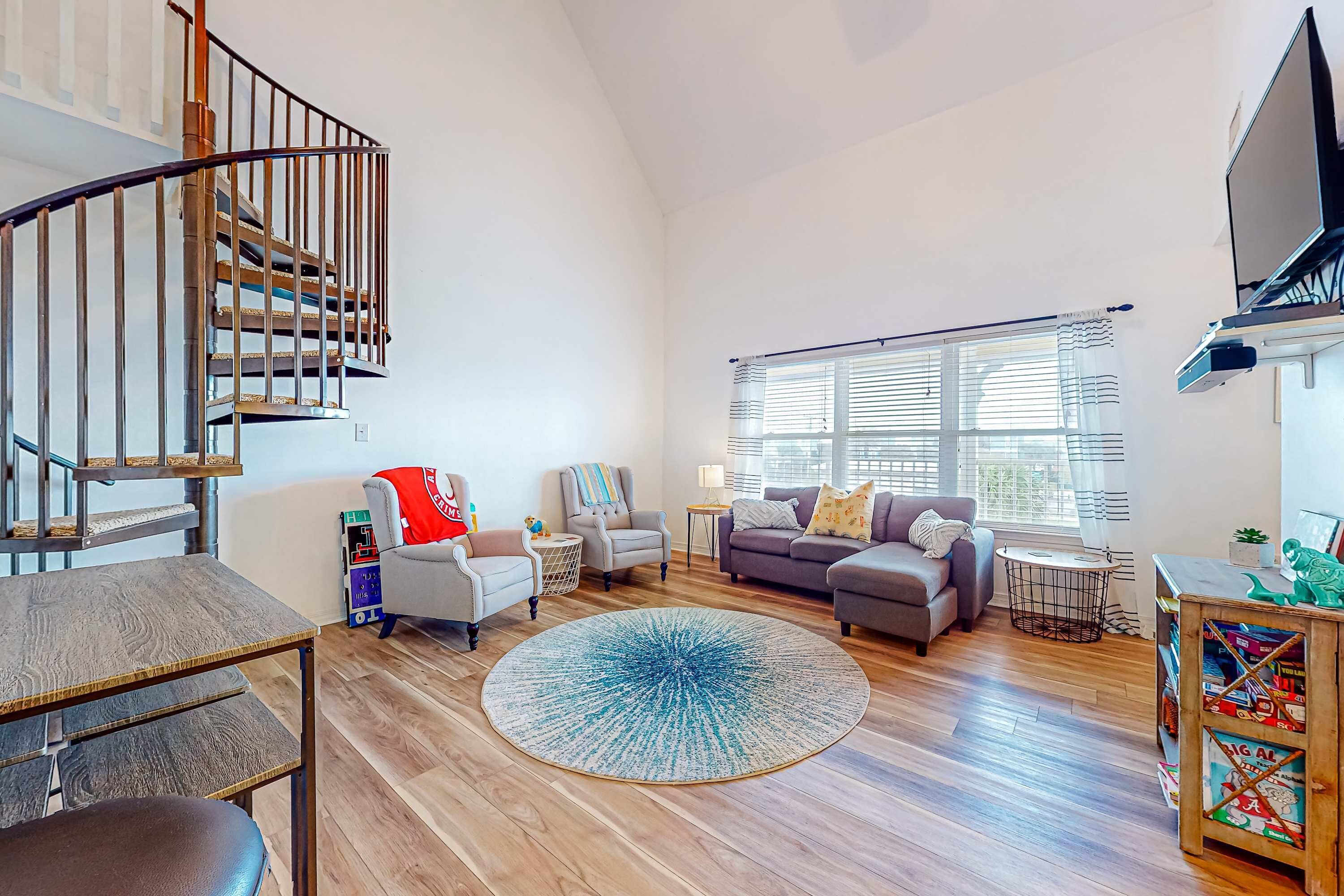 Televisión y oficina 