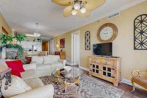 TV, DVD player, offices - Family-friendly Gulf-front condo with private balcony, hot tub, pool, & gym (Gulf Shores)
