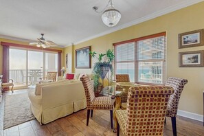 TV, DVD player, offices - Family-friendly Gulf-front condo with private balcony, hot tub, pool, & gym (Gulf Shores)