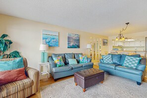 TV, offices - Beachfront condo with enclosed balcony, pool, views, central AC, & grill (Gulf Shores)
