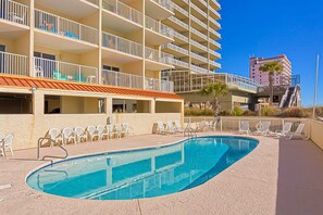 Pool - Gulf-front 3rd-floor condo with outdoor pool, central AC, & balcony (Gulf Shores)