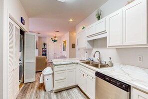 Fridge, microwave, oven, stovetop - Renovated, 1st-floor condo with pool & new furnishings - 1 block to the beach (Gulf Shores)