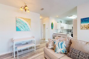 TV, offices - Renovated, 1st-floor condo with pool & new furnishings - 1 block to the beach (Gulf Shores)