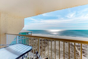 Property grounds - Beach/Gulf-front condo with water views, on-site pool, & private balcony (Gulf Shores)