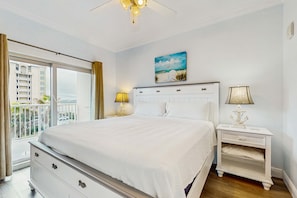 2 bedrooms, iron/ironing board, Internet, bed sheets - Gulf view condo with 2 pools, lazy river, hot tub, sauna, gym & beach access (Gulf Shores)